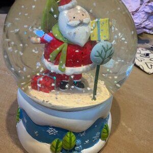 New Old Stock Vintage Holiday Santa Musical Snow Globe